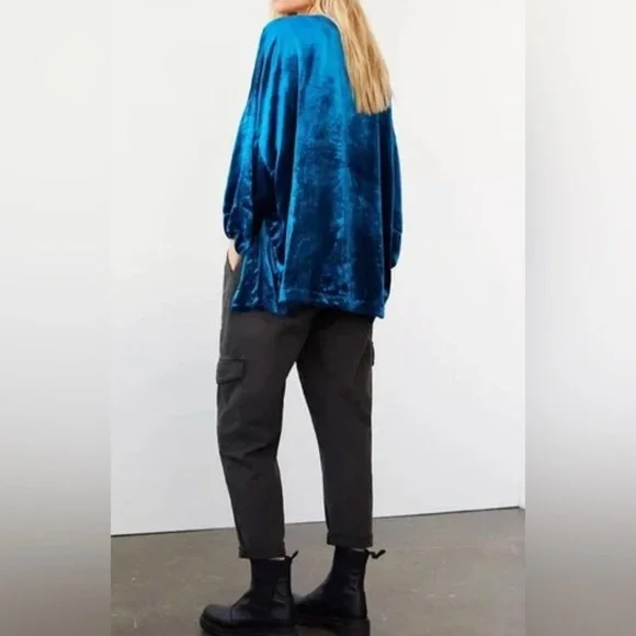 HP❤️❤️NWT Anthropologie Malin Velvet Kimono Jacket - Picture 2 of 9